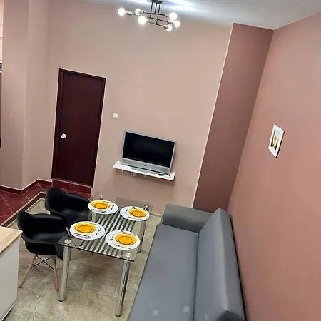 за гости николови Apartment